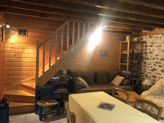 Chambre rez-de-chaussée de la petite maison