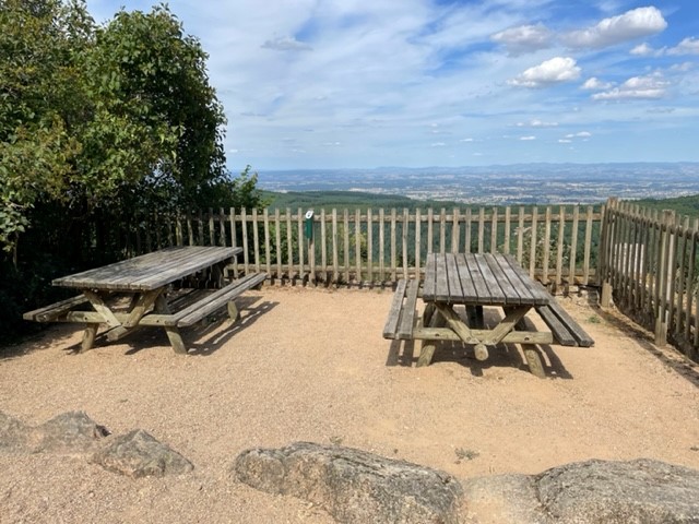 Tables extérieures