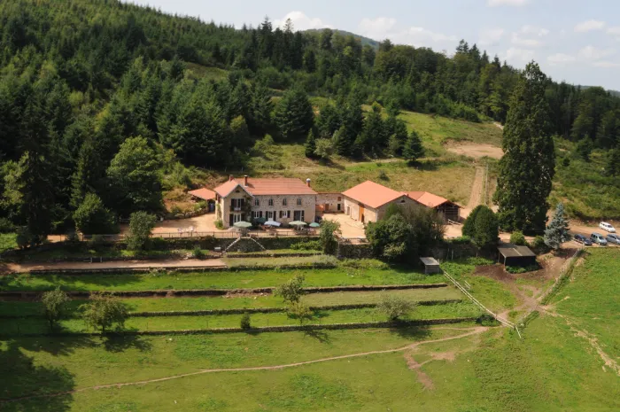 Vue aérienne de Bécajat