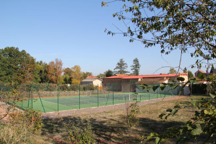Terrain tennis accès gratuit