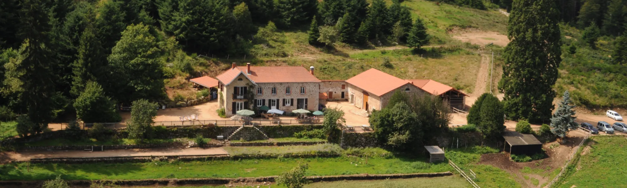 Bécajat - Location de gites à St Bonnet des Quarts